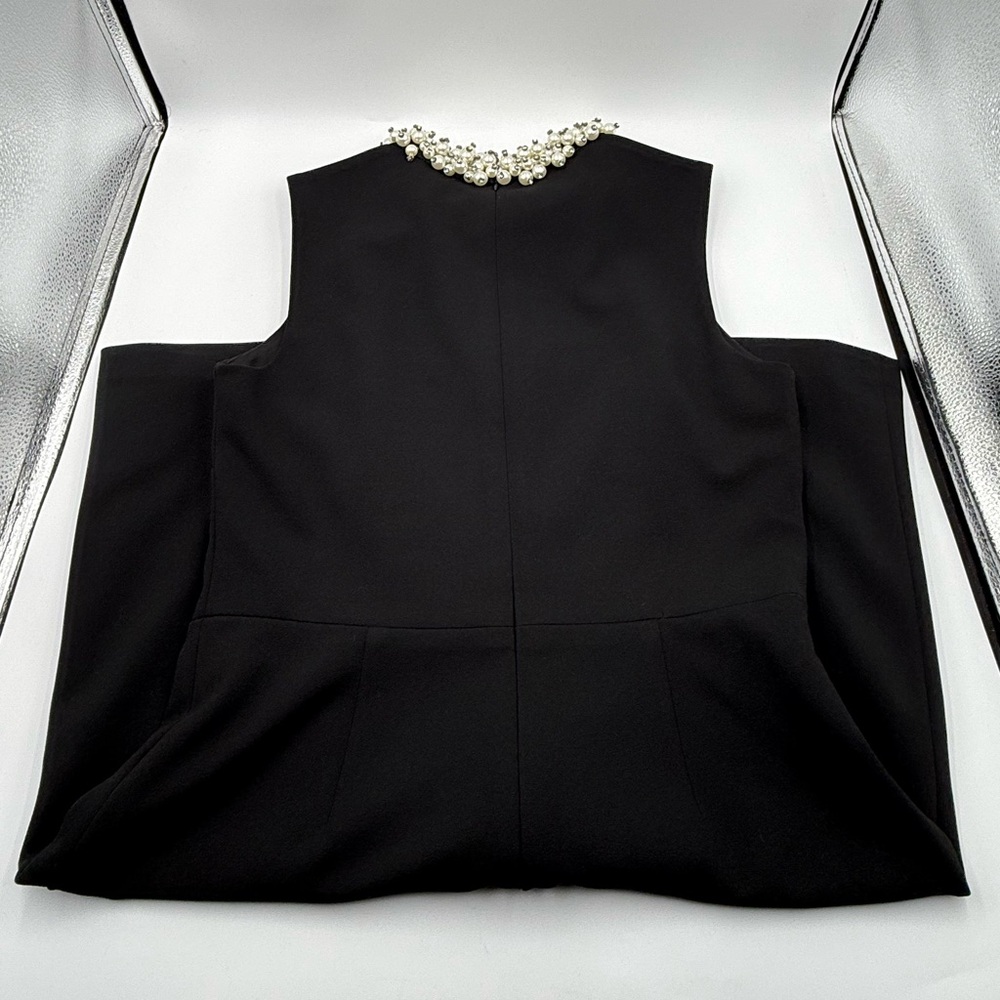 BETSEY JOHNSON Embellished Pearl Cluster Beaded Collar Shift Dress - Picture 7 of 9